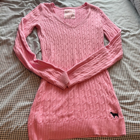 PINK Victoria's Secret Sweaters - Original Victorias Secret Pink collection. Size large.